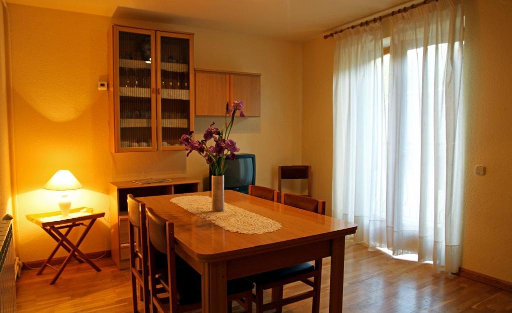 Apartaments La Llucana Barruera Rum bild